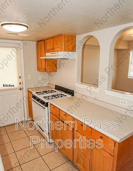 11024 Sunshine Ct — Photo 6