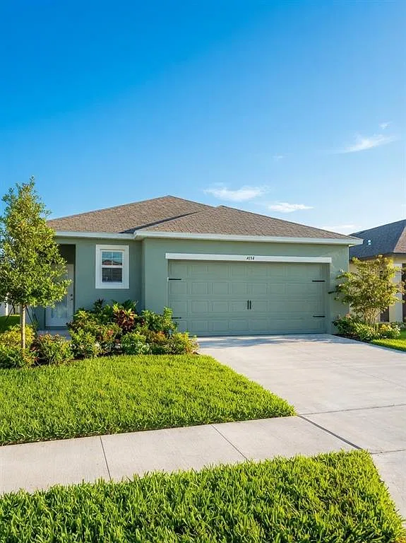 3 bed, 2.0 bath, 1680 sqft, $2,300 — Photo 1