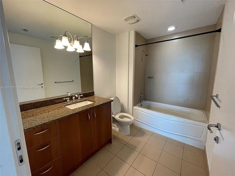 300 S Biscayne Blvd #3410 — Photo 17