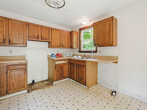 3rd image of 59 Borkum Rd