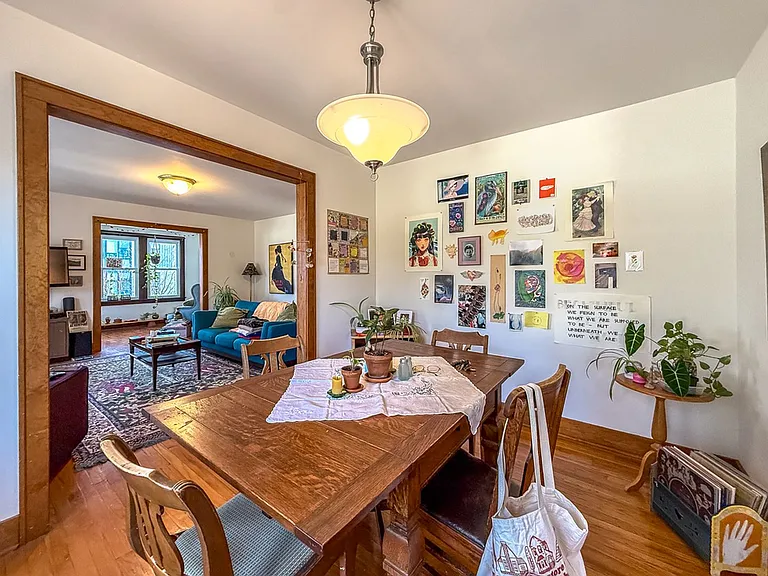 407 W Green St #4 — Photo 5