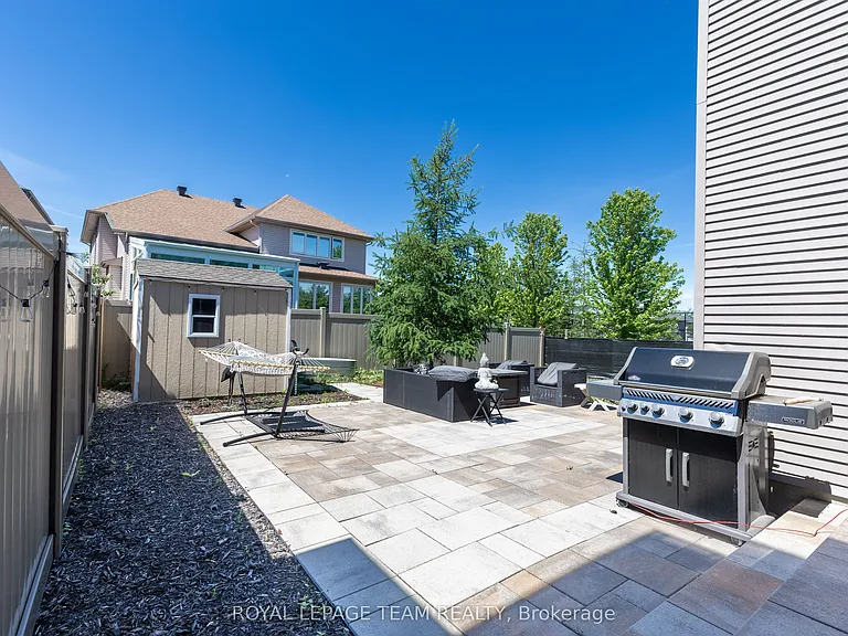 512 Breccia Hts — Photo 46