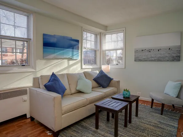 4311 2nd Rd N, Arlington, VA 22203