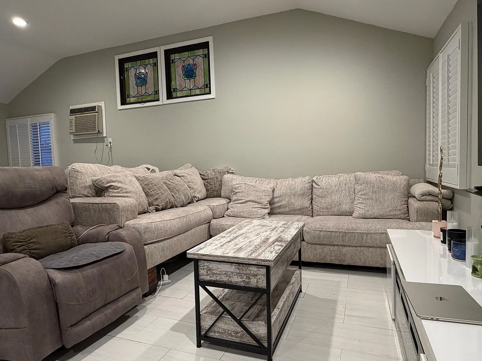 3 bed, 1472 sqft, $5,000 — Photo 2