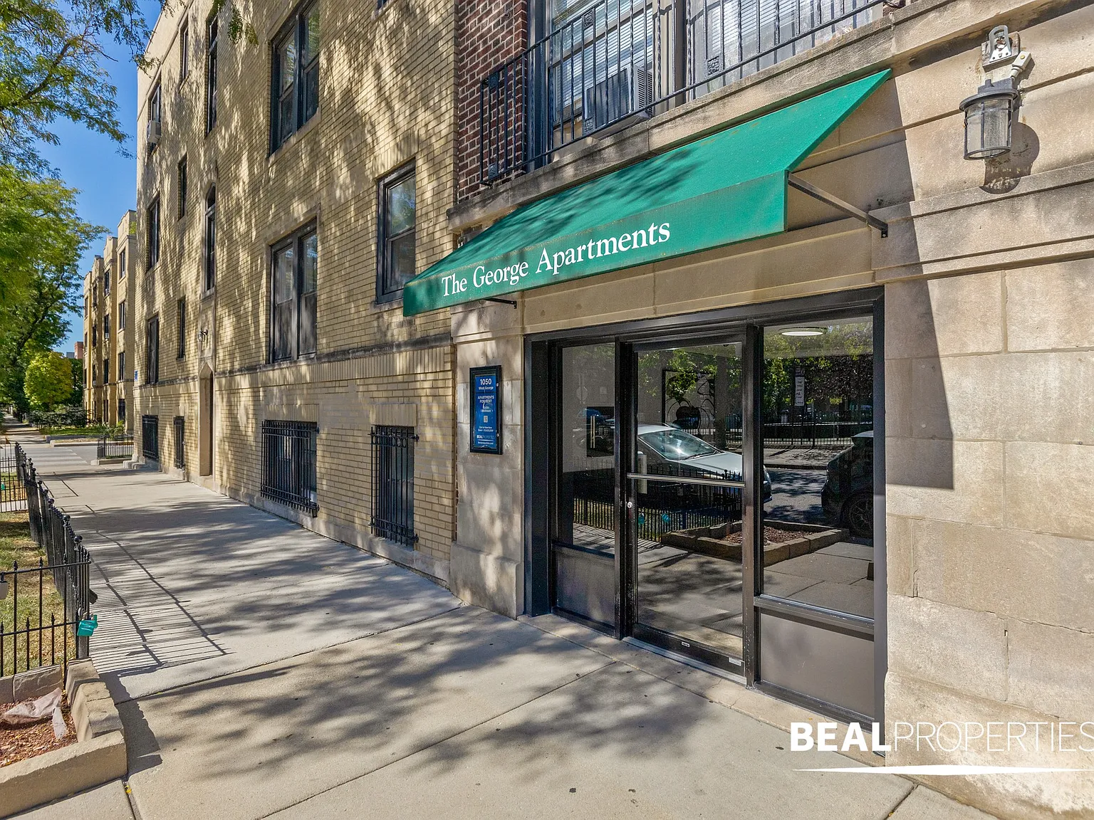 1050 West George St — Photo 1