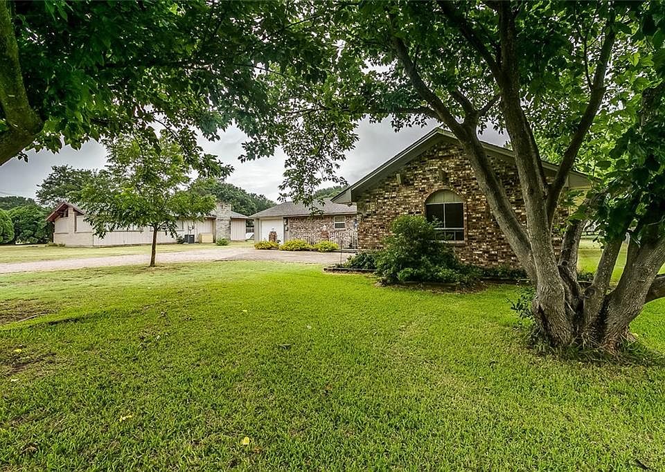 1st image of 3912 Laramie Dr