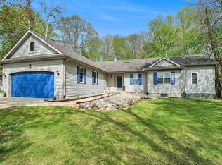 52350 Laurel Rd, South Bend, IN 46637