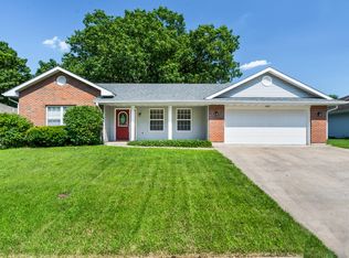 3514 Woods Edge Rd, Columbia, MO 65203