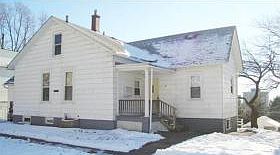2nd image of 521 W 61st St