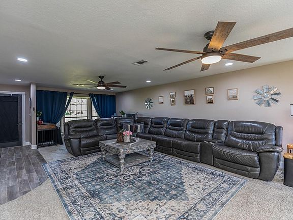 4th image of 1056 Fm 2938 Rd