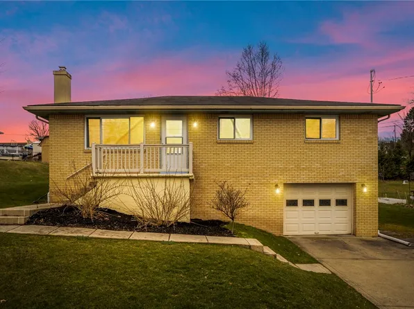 110 Mayer Dr, Oakdale, PA 15071