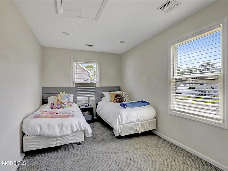 265 Norgrove Ave — Photo 32
