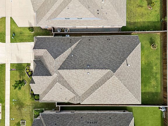 5th image of 508 Turkey Creek Dr