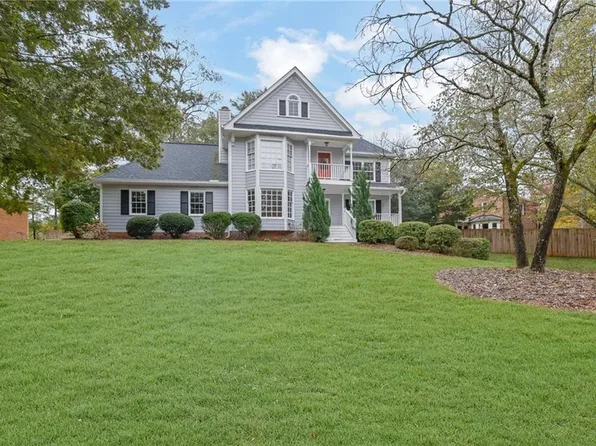 1533 Tennessee Walker Dr NE, Roswell, GA 30075