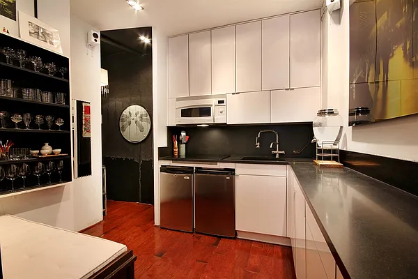 Sold by Corcoran | media 12