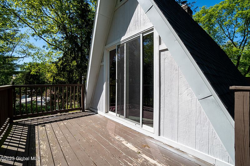 5th image of 164 Meehan Road