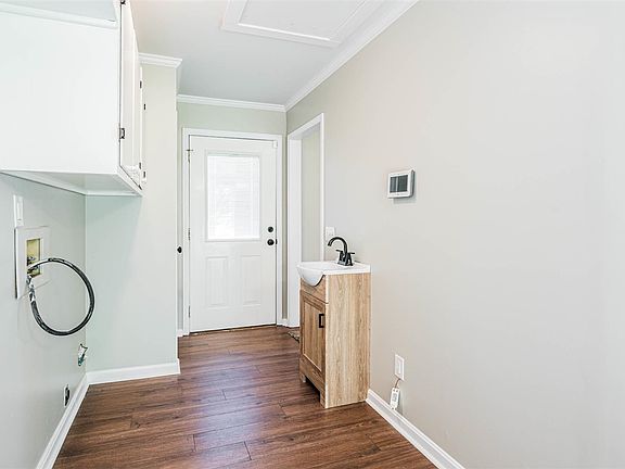 5th image of 270 Doyle Rd