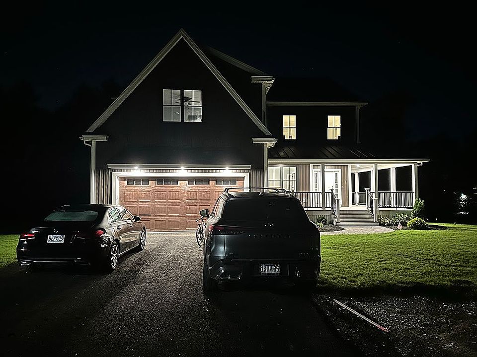2nd image of 5 Darby Ln