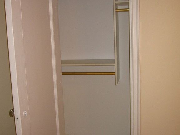 2nd image of 112 W 86th St APT 5