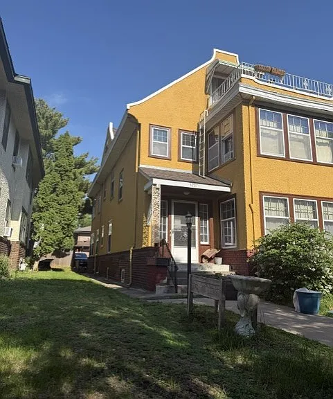 3237 Dupont Ave S #3 — Photo 1