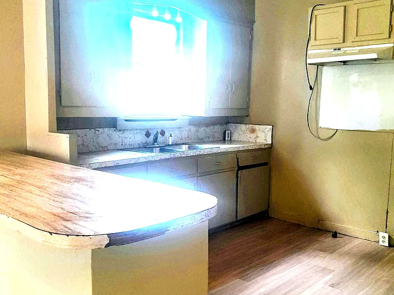 1002 Louisiana Ave — Photo 3