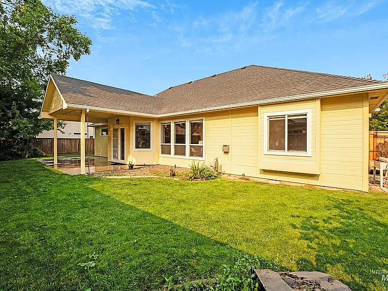 3926 N Waterloo Way — Photo 38