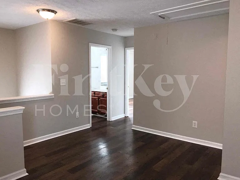 311 Azalea Loop — Photo 15