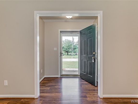 3rd image of 13788 Blake Dr