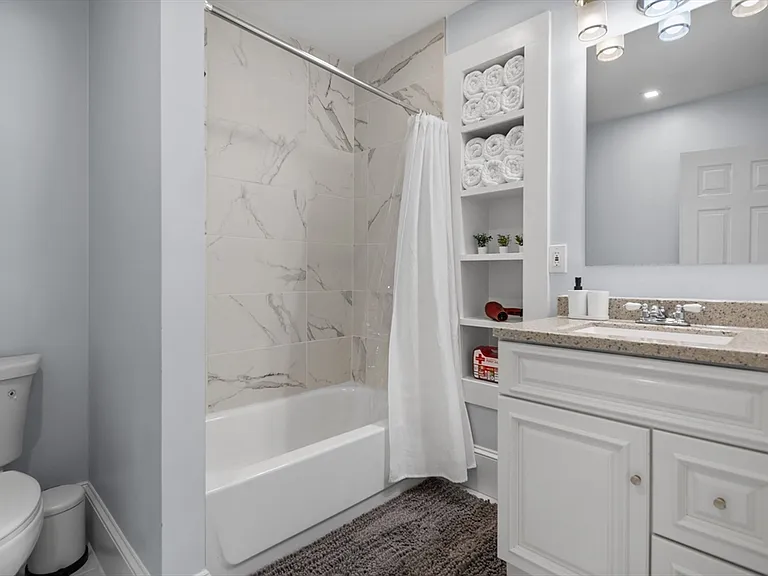 14 Everett St #14-1 — Photo 13