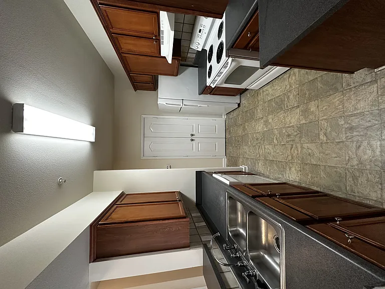 Wesley Kensington Apartments at Stonecrest — Photo 264