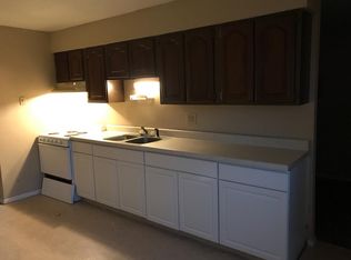 6323 E Piccadilly Rd, Muncie, IN 47303