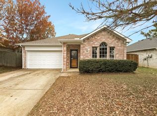 3908 Parkhaven Dr, Denton, TX 76210