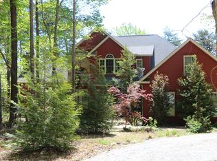 29 N Rim Dr, Coalmont, TN 37313