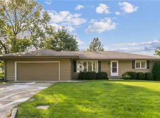 670 Kaylin Dr, Waukee, IA 50263