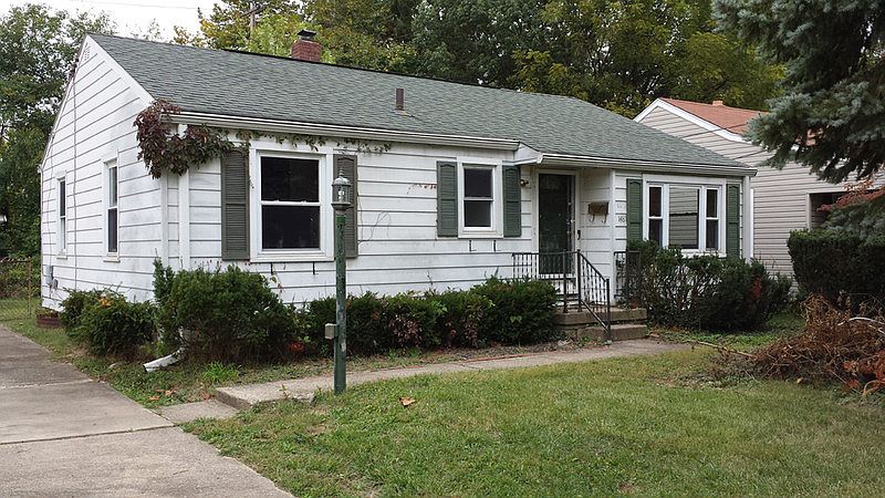 1st image of 1481 Park Ave