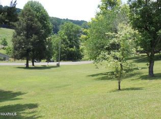 1976 Baldwin Cate Rd, New Market, TN 37820