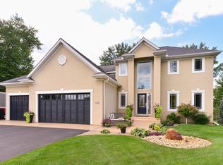 6324 Cherokee Trl, Lino Lakes, MN 55038