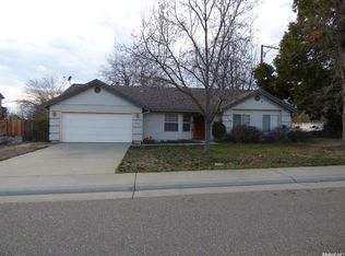 301 Manor Dr, Ione, CA