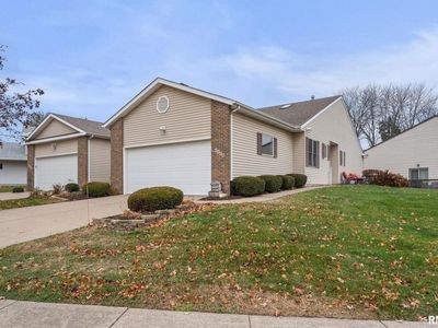 4000 Prairie Ln, Bettendorf, IA, 52722