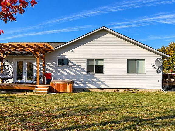 4th image of 1054 Hamilton Heights Rd