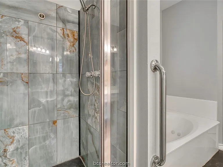 602 Clovis Ct — Photo 20