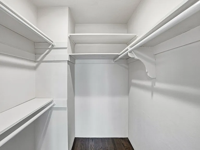405 Bellevue Ave — Photo 26