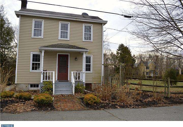 2nd image of 54 Livingston Ave