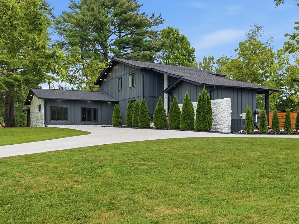 1st image of 207 Bluegrass Dr
