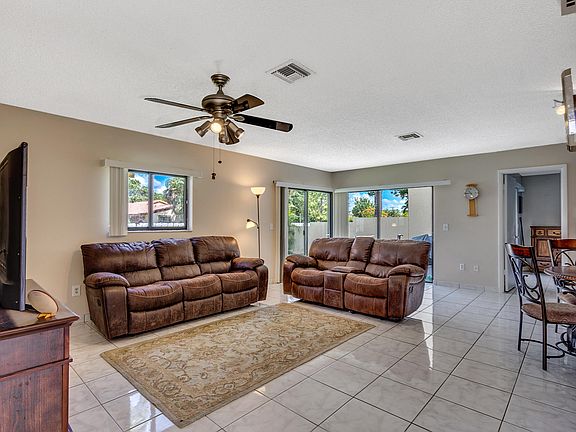 2nd image of 2805 Ponderosa Pine Ct
