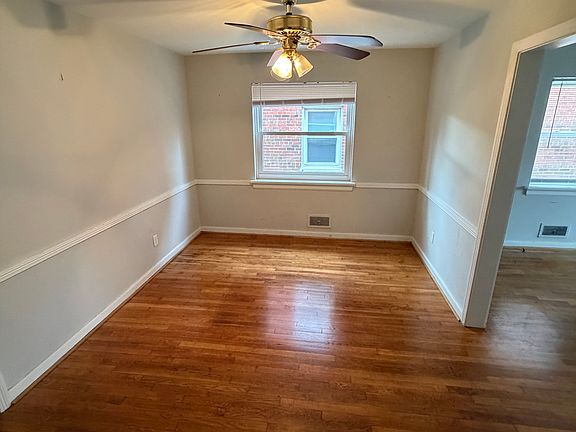 4th image of 3407 Stuart Ave APT 1