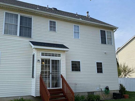 5th image of 57 Yorktown Rd S