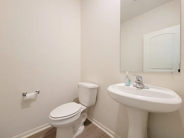 10793 Castle Rock Dr — Photo 22