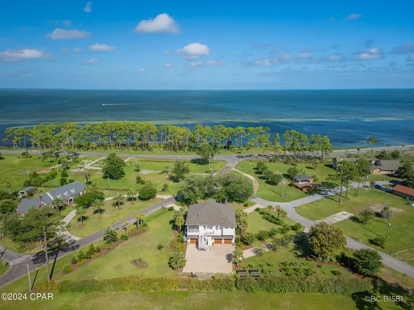 107 Dupont Dr, Port Saint Joe, FL 32456