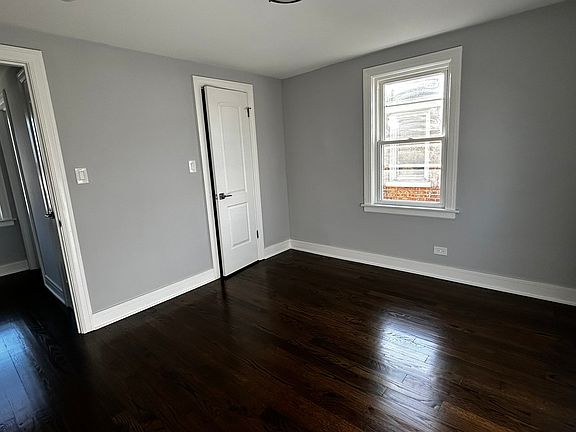 5th image of 227 Geneva Ave
